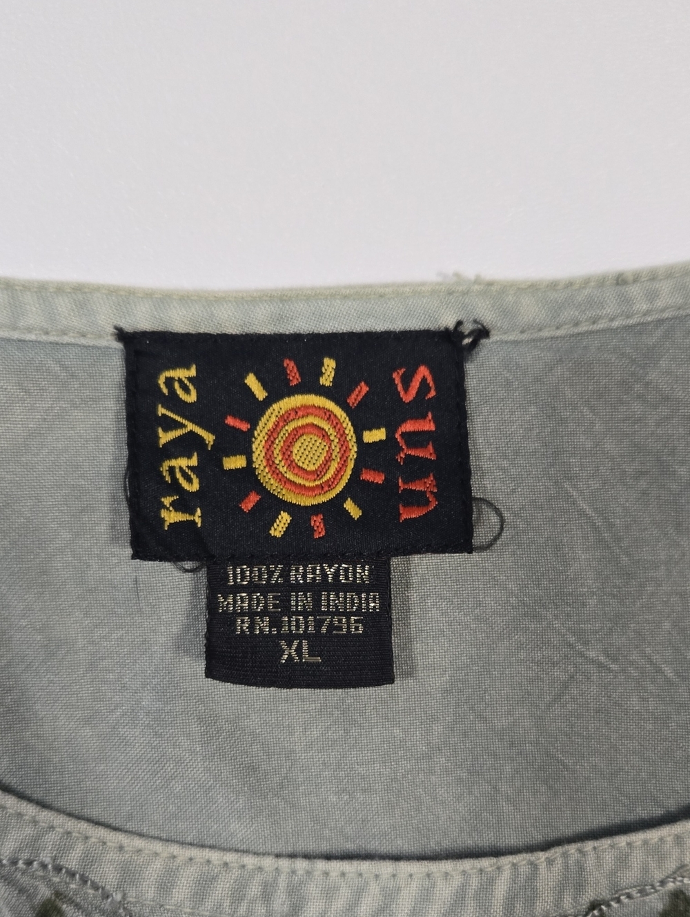 Vintage Raya Sun Tank - Picture 2 of 7